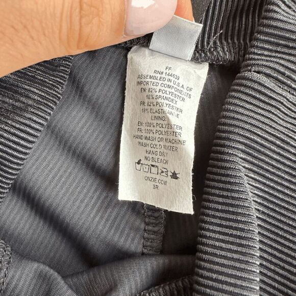 NWT Onzie Womens Black Rib High Rise Cadence Midi Pull-On Active Legging Sz S/M - Picture 8 of 9